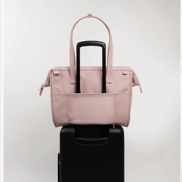 Portland Gear Large Cascade Tote in Blush - Picture 8 of 12